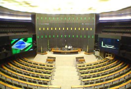 Favoritos ao cargo de presidente da Câmara têm pendências judiciais