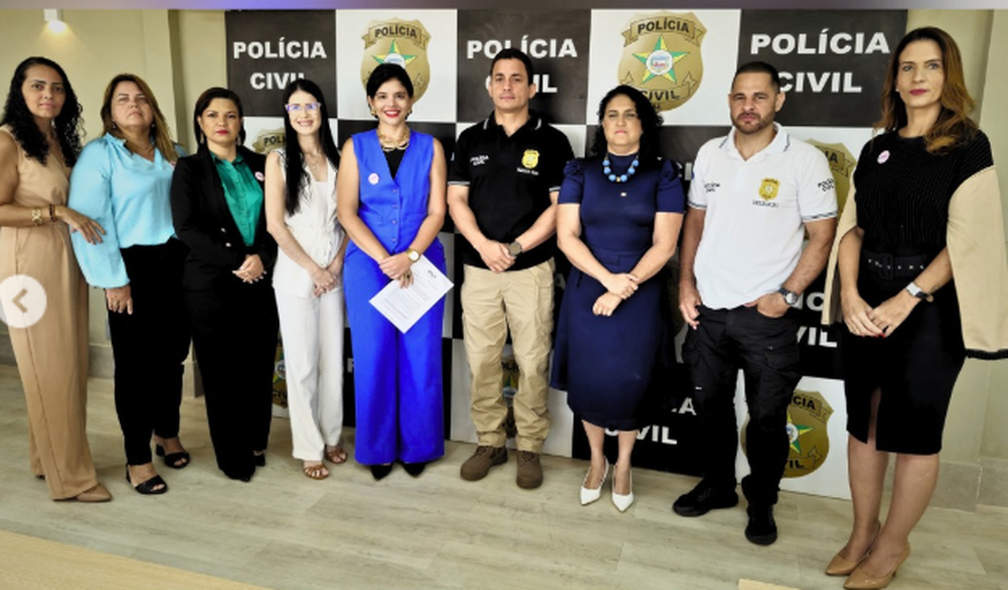 Delegado-geral da Polícia Civil recebe profissionais para discutir golpes contra advogados em Alagoas