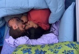 Rafael e Talita curtem tempo juntos debaixo do edredom