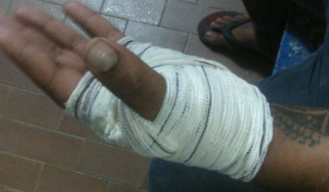 Discussão entre pai e filho deixa dois feridos em Arapiraca