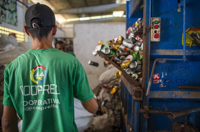 Prefeitura de Maceió renova parceria com cooperativas de recicláveis