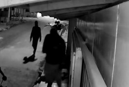 Criminosos encapuzados e armados que tentaram invadir residências em São Luís do Quitunde estão sendo investigados pela Polícia Civil