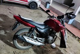 Força Tarefa do 3º BPM recupera motocicleta com queixa de roubo, em Arapiraca