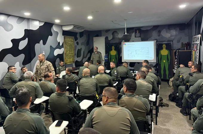 Instrutores da PM Alagoas ministram Curso Nacional de Uso Diferenciado da Força