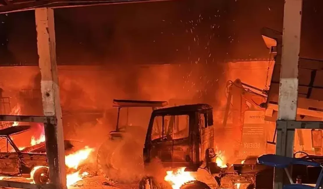 Cidades do Rio Grande do Norte vivem madrugada caótica com ataques a prédios públicos e incêndios