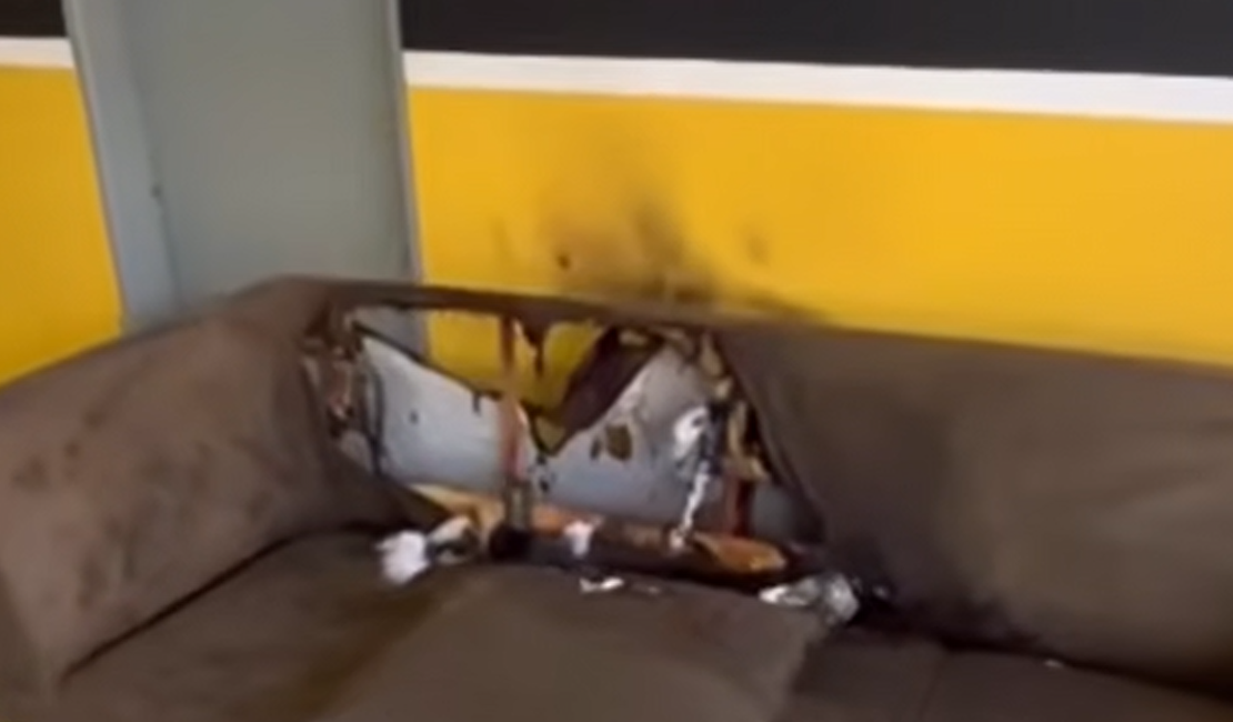 Motociclista é preso após incendiar sofá dentro da sede da SMTT em São Miguel dos Campos