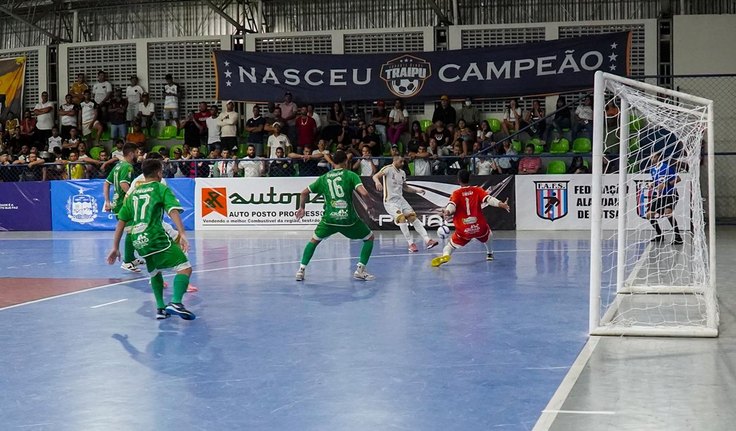 Esporte Clube Traipu goleia a equipe do Campo Largo e avança para a semifinal da Copa do Brasil de Futsal