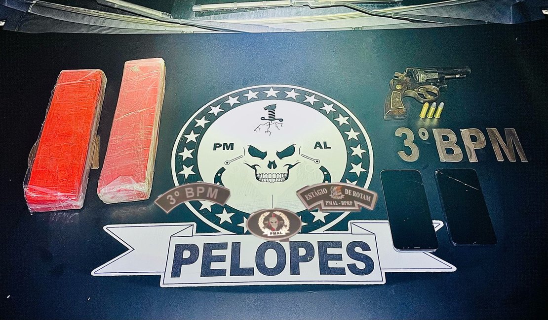 Pelopes do 3° BPM prende dupla de criminosos com drogas e arma de fogo, em Arapiraca