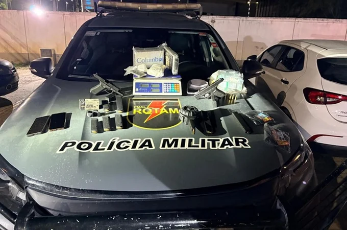 Polícia Militar prende homem com drogas, armas e munições na BR-349, em Alagoas