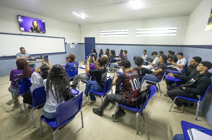 Governo e Senai firmam convênio para oferta de 2 mil vagas em cursos técnicos a alunos da rede estadual