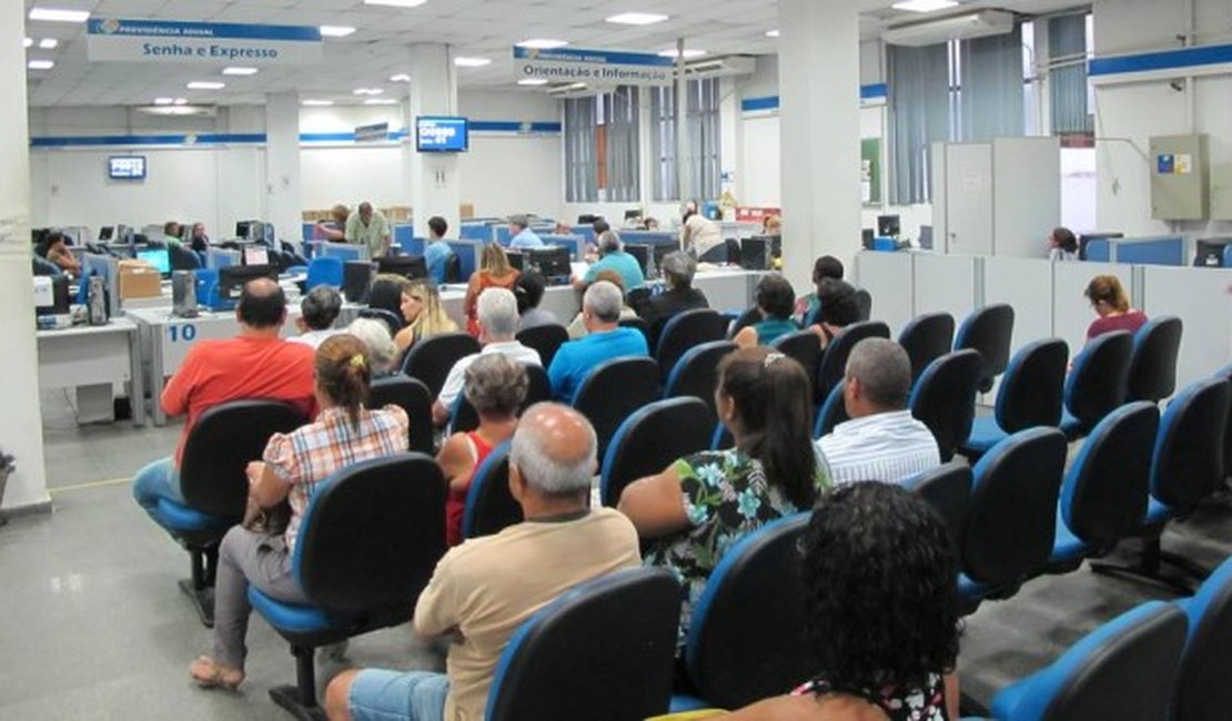 Servidor público deve se aposentar mais tarde