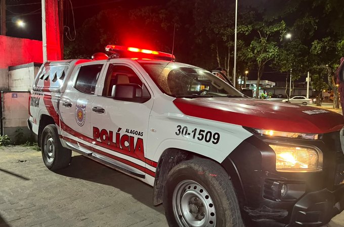 Força Tática do 4º BPM prende entregador suspeito de estupro de vulnerável no bairro de Santa Amélia, em Maceió