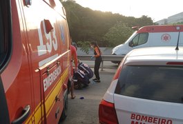 Três pessoas ficam feridas em acidente entre motos, na AL 101