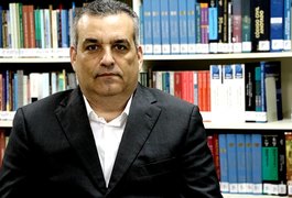 Novo procurador-geral de Justiça suspende diárias em viagens para fora de AL