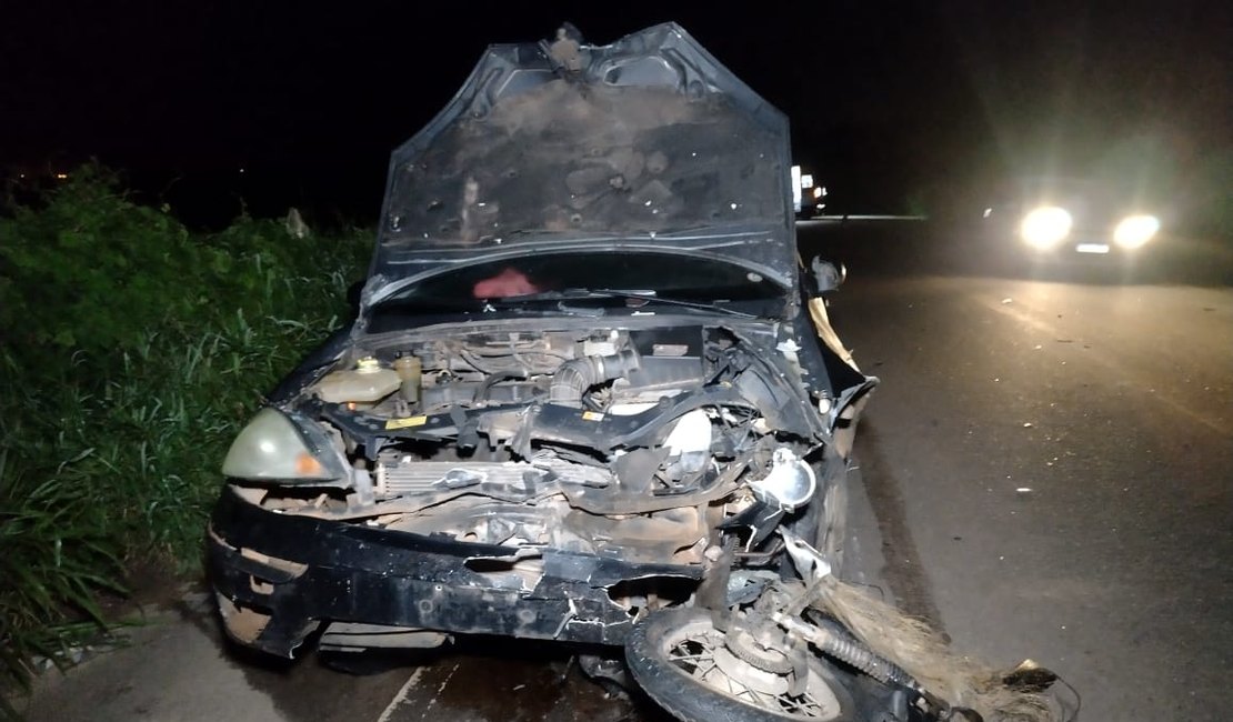 VÍDEO. Gravíssimo acidente termina com morte de motociclista próximo à entrada de Craíbas