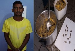 Homem e adolescente tentam entrar em delegacia com drogas e acabam detidos, em Alagoas