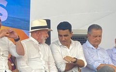 JHC em clima amistoso com Lula