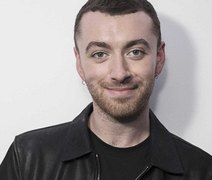Sam Smith é flagrado beijando ator de '13 Reasons Why'