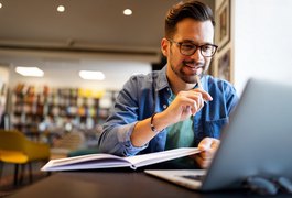 Diploma de graduação influenciou aumento de salário dos brasileiros, indica pesquisa