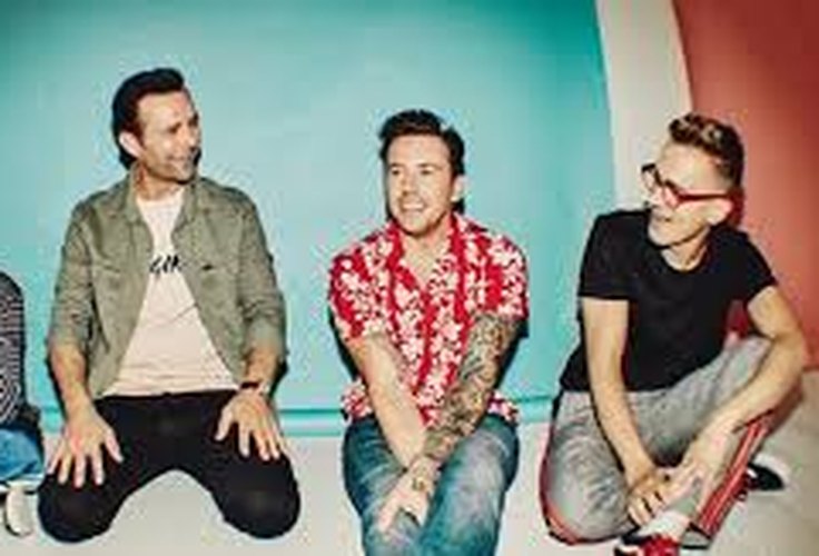 Após sete anos, McFly lança o primeiro single nas rádios