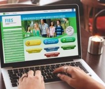 Estudantes têm até sexta-feira para renovar contrato do Fies