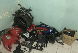 Após denúncia, PM localiza desmanche de motos em Arapiraca