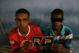 Dupla é presa com loló no bairro Primavera em Arapiraca