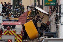 Bondinho de Lisboa descarrila, tomba e deixa 15 mortos e 18 feridos