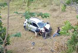 Guia turístico alagoano morre em grave acidente na BR-104, em Pernambuco