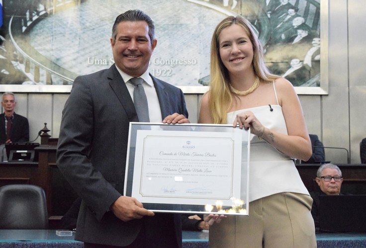 Assembleia homenageia Maurício Quintella com maior honraria do Parlamento alagoano