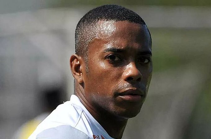 Robinho segue preso, decide STF; placar final foi de 9 a 2