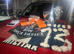 Força Tática do 13º BPM apreende drogas e balança de precisão durante ação no Jacintinho