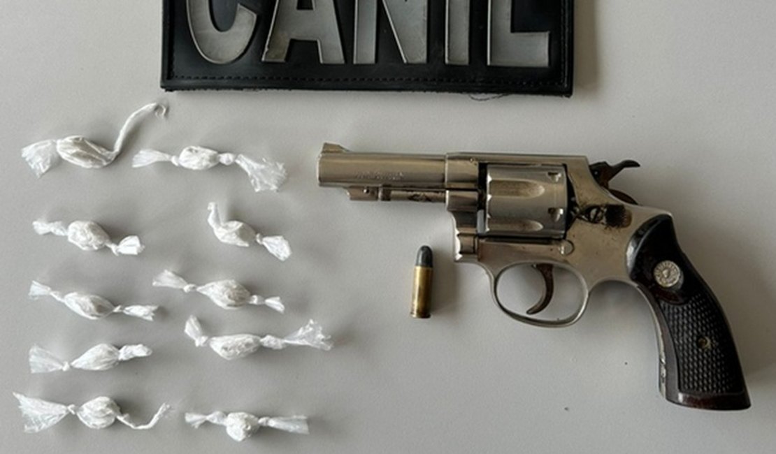 Canil do 3º BPM apreende arma e cocaína em Arapiraca; homem foi preso em flagrante