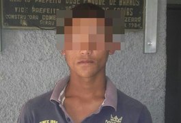 Menor é apreendido em desmanche de moto roubada em Girau do Ponciano