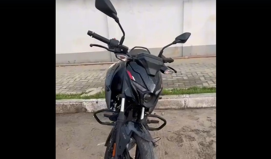 Homem é preso com motocicleta roubada durante ação da Força Tática em Maceió