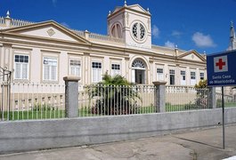 TÁ NA CONTA: Nova diretoria da Santa Casa de Penedo restaura confiança creditando salário dos servidores