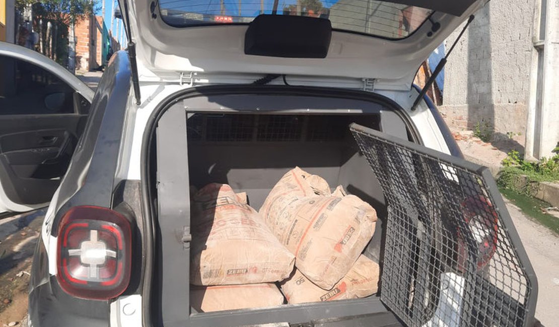 Homens suspeitos de furtar cimento são presos pela PC na Barra de São Miguel