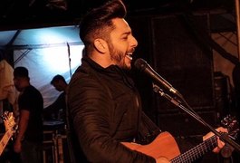 Cantor sertanejo morre em grave acidente no MS