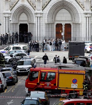 Ataque com faca deixa três mortos e vários feridos na cidade de Nice, na França