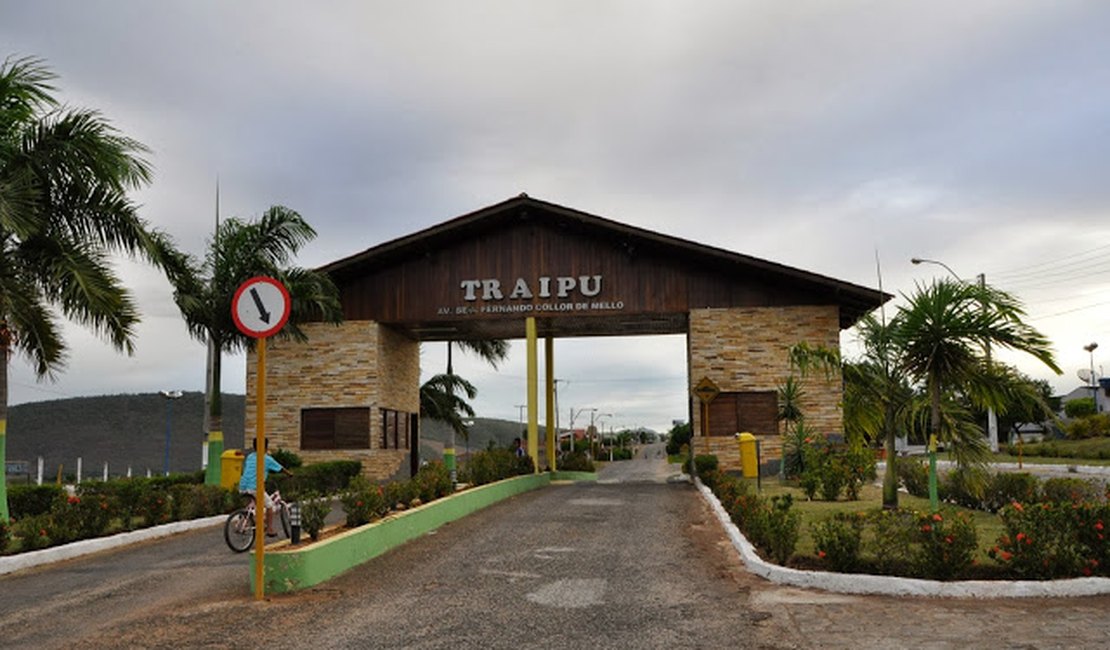 Para defender o pai, adolescente atinge vizinhos com cavador, em Traipu