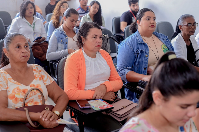 Agricultores de Penedo participam de capacitação sobre vendas para o setor público