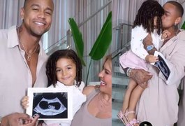 Léo Santana e Lore Improta anunciam a gravidez do segundo filho