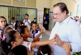 Alunos defendem o nome de Alagoas na Prova Brasil, diz Luciano Barbosa