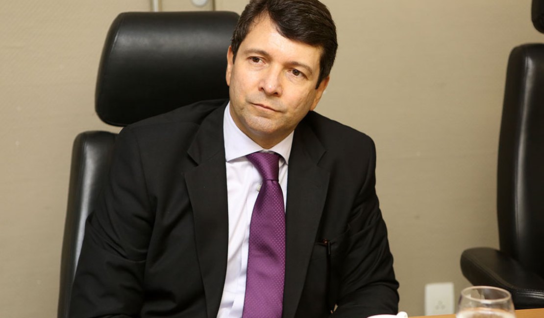 Banco deve indenizar cliente por nome mantido no Serasa indevidamente