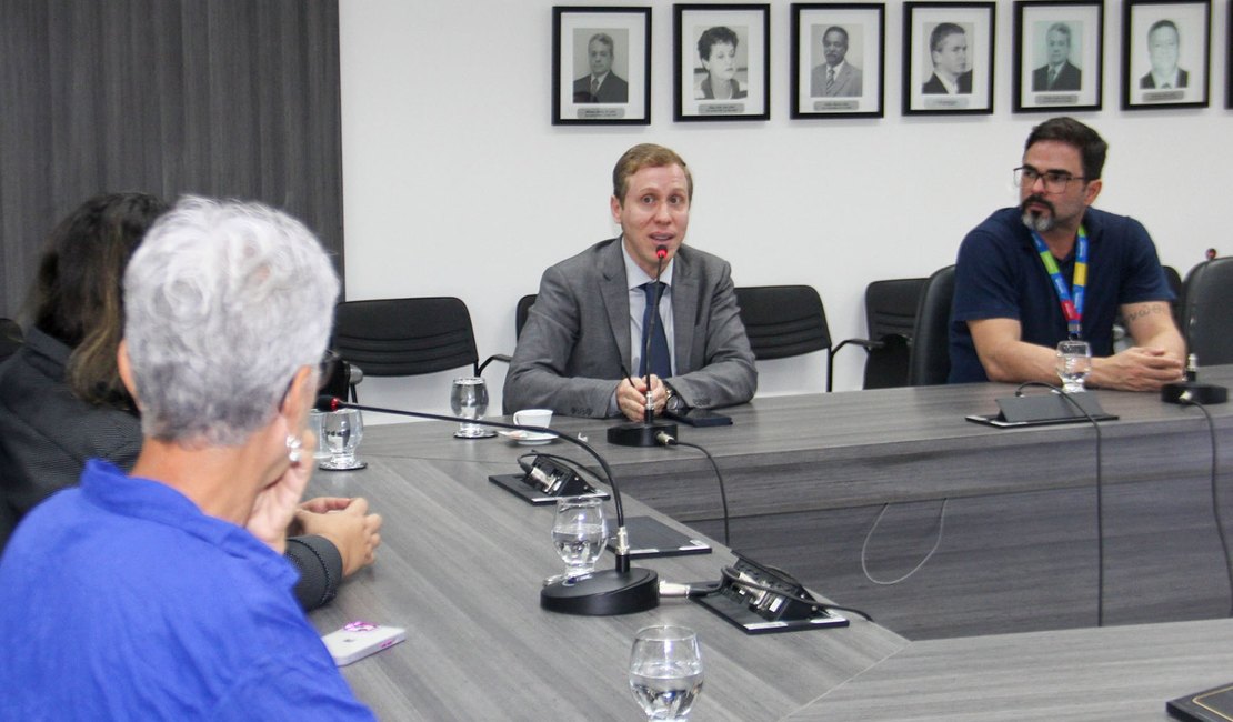 CGJAL discute erradicação do sub-registro com Ministério dos Direitos Humanos