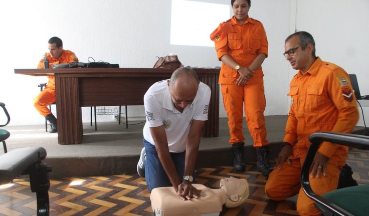 Agentes de Combate às Endemias de Penedo são capacitados em curso de primeiros socorros