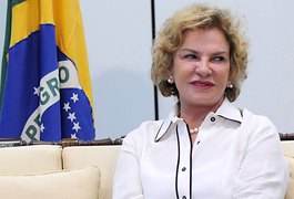 Marisa Letícia, mulher de Lula, sofre AVC e é internada