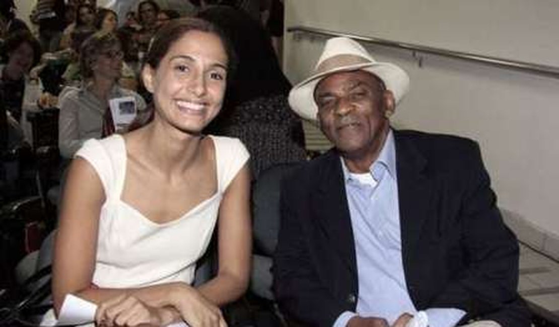 Pai de Camila Pitanga é internado no Rio de Janeiro