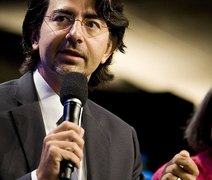 Bilionário vai investir US$ 250 milhões em novo veículo de mídia de Greenwald