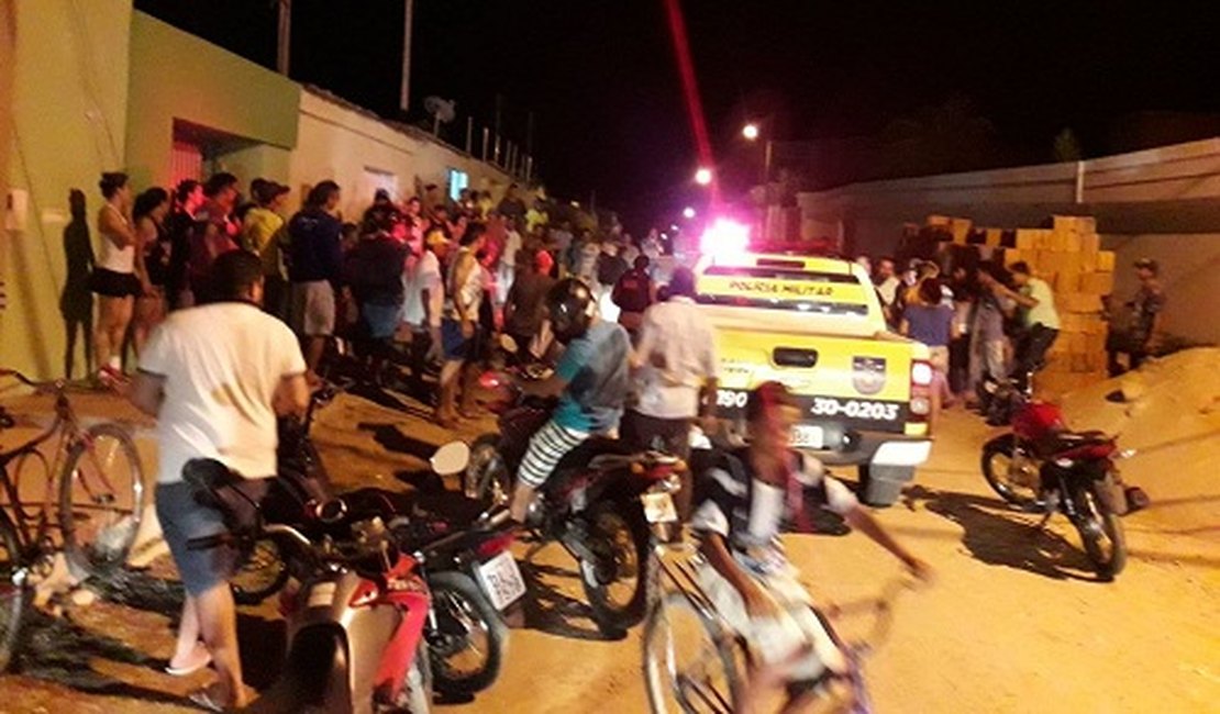 Casal é morto a tiros após ser perseguido por dupla em moto na região Agreste